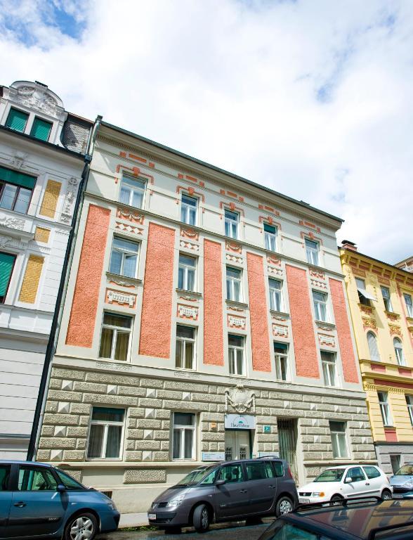 Haus Mobene - Hotel Garni Graz Esterno foto
